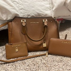 Brown Michael kors!